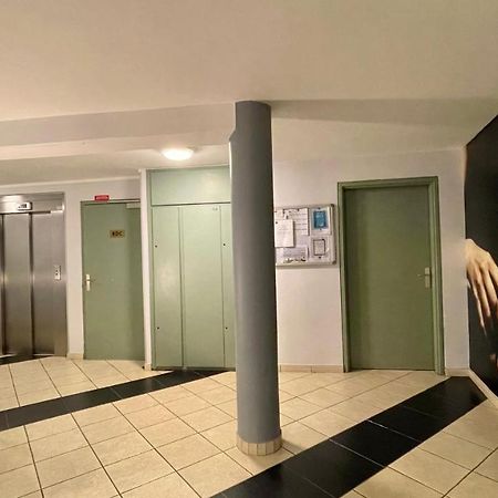 Studio Cosy Tout Equipe - Idealement Situe Saint-Denis Exterior photo