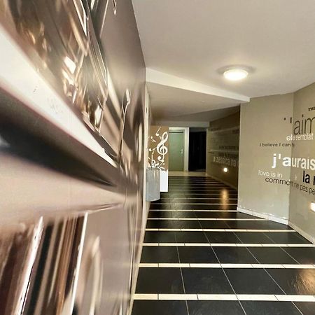 Studio Cosy Tout Equipe - Idealement Situe Saint-Denis Exterior photo